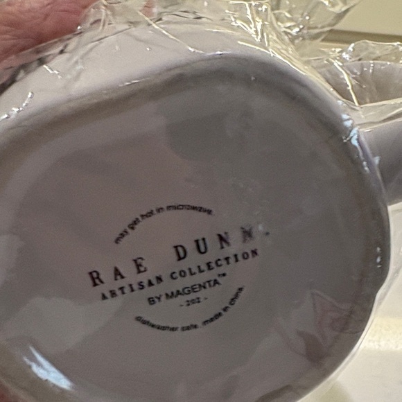 Rae Dunn White 'Plant Mom' Mug - Picture 4 of 4